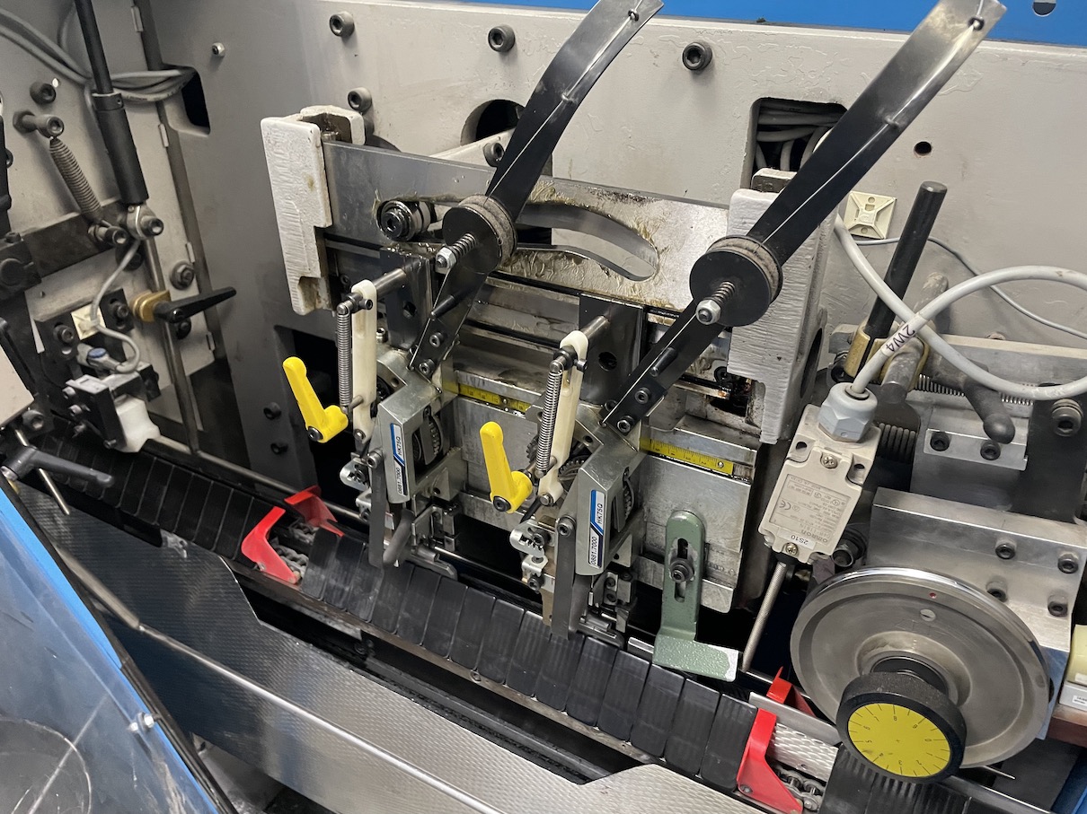 Müller Martini Presto with 7 Feeder