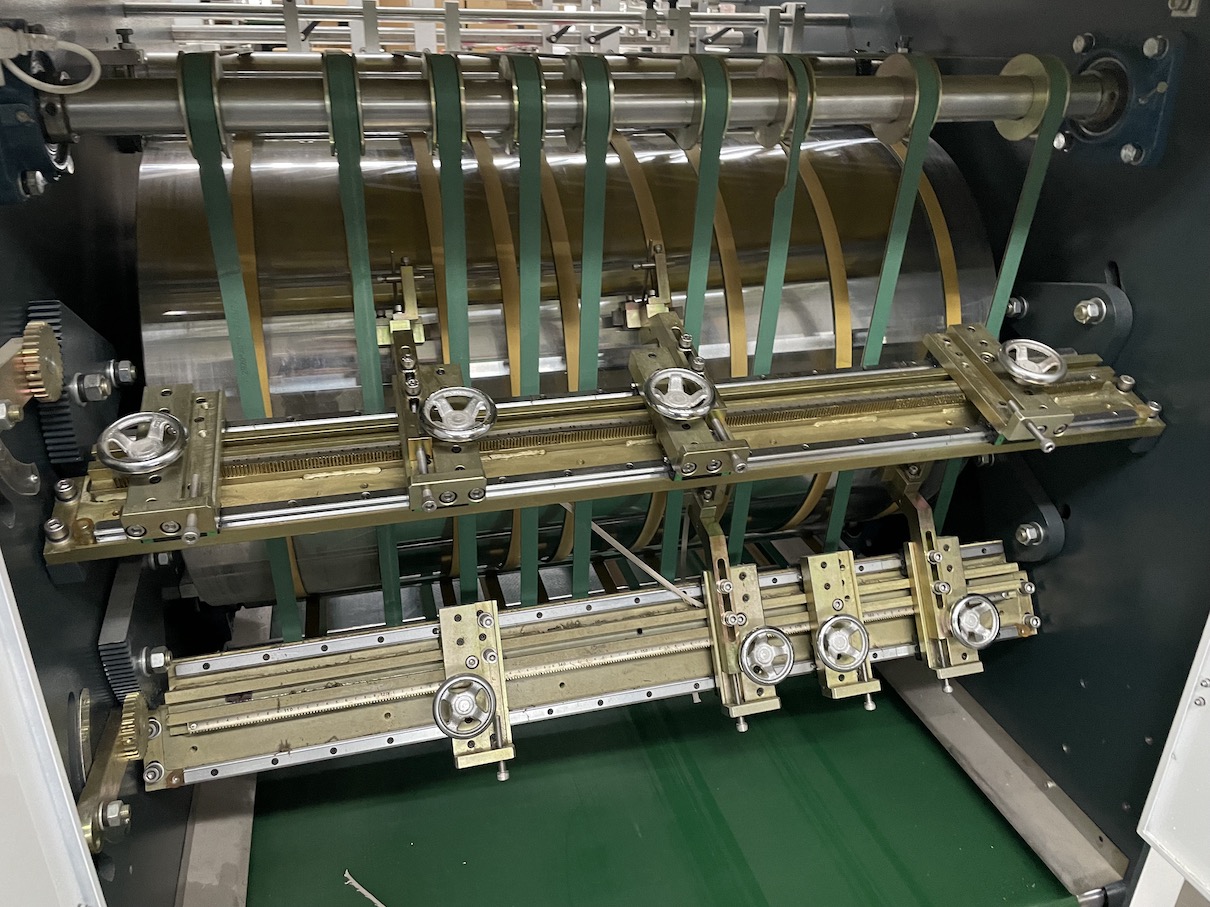 Hongming HM-1200D Grooving machine