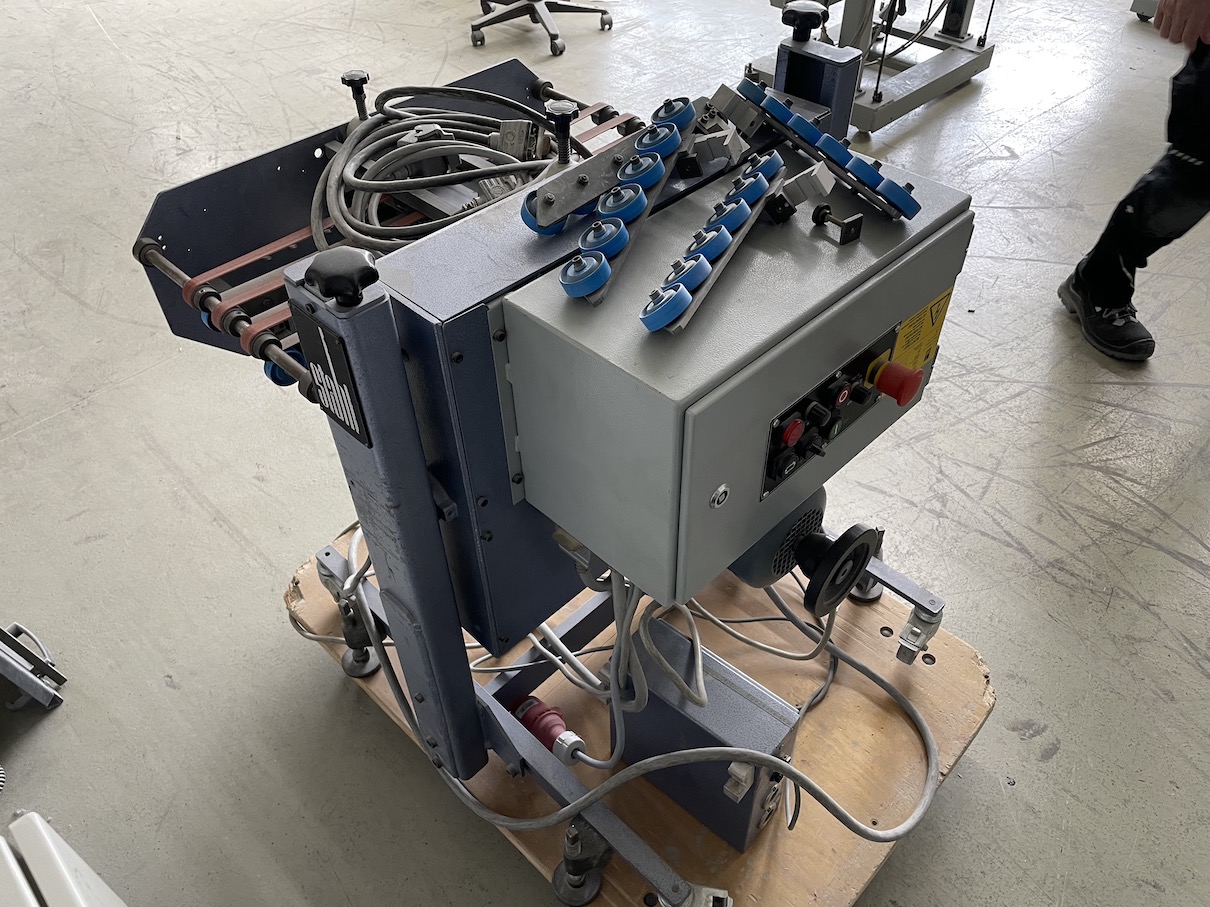 Stahl VFZ 52 Mobile Knife Folding Unit